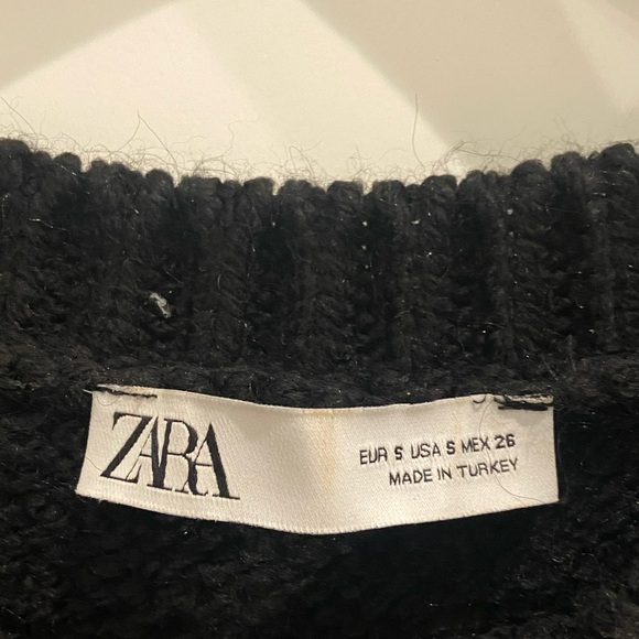 Zara Knit Pompom Cape Sweater Sz S - Picture 6 of 7